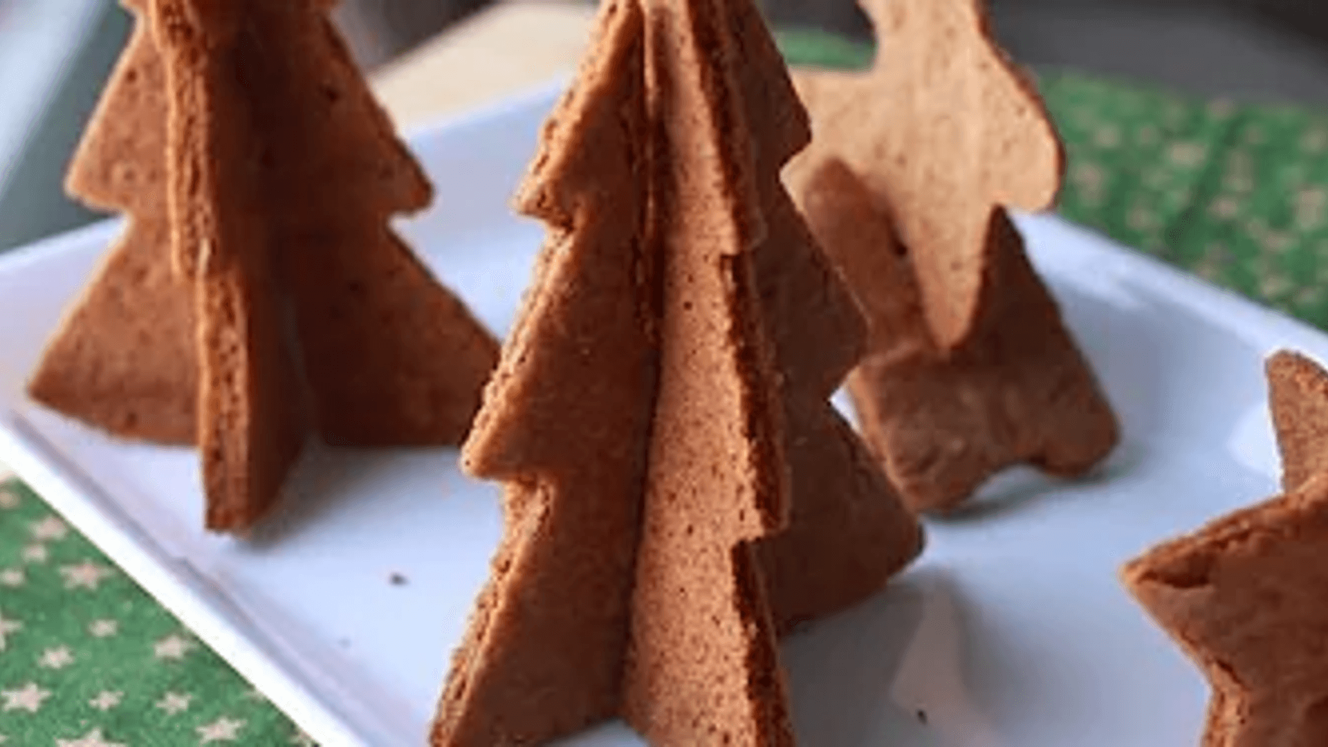 How To Make 3D Gingerbread Cookies | Simply Bakings thumbnail