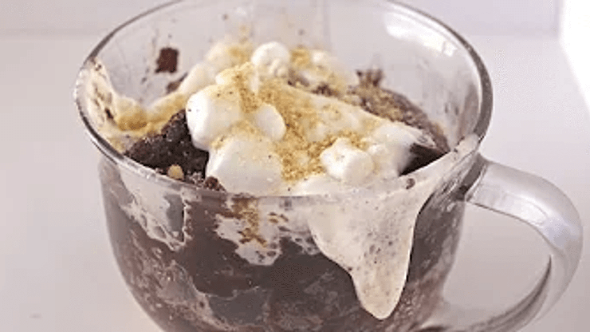 How To Make Microwave S'more Fudge Mug Cake | Simply Bakings thumbnail