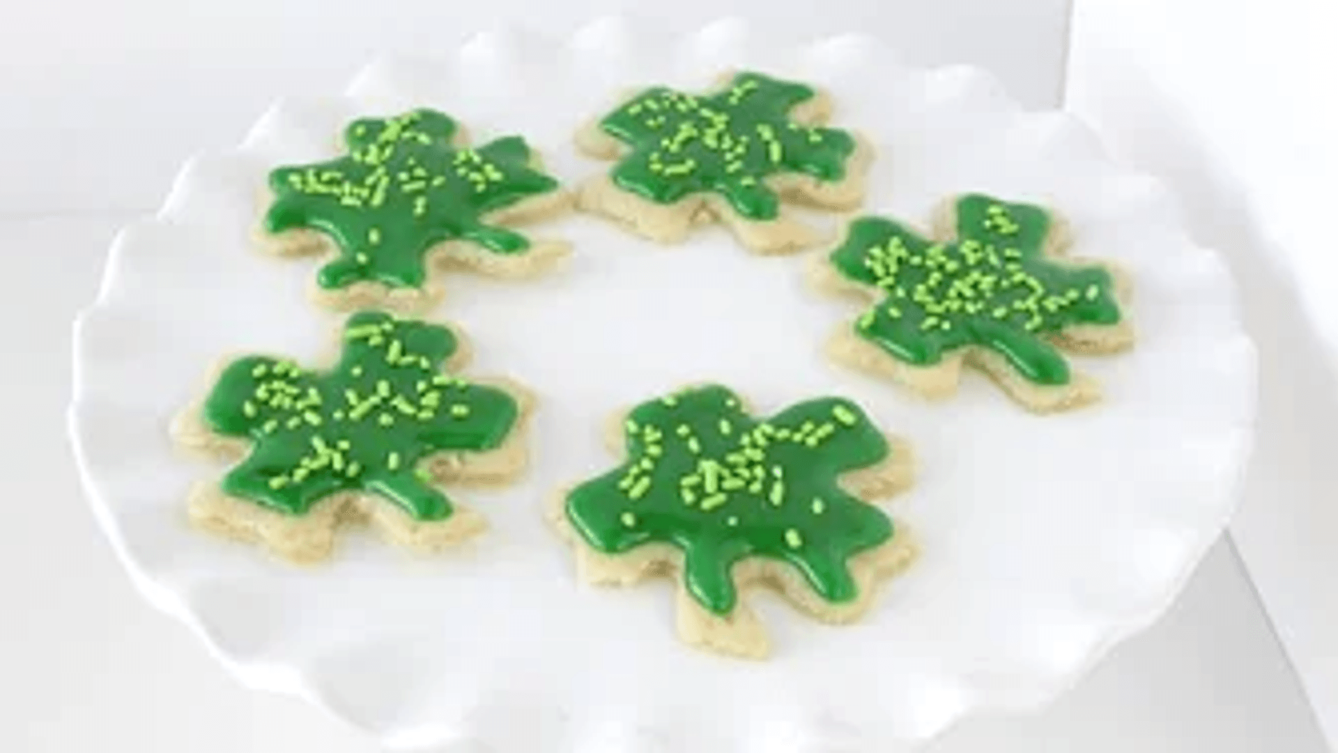 How To Make Shamrock Cookies | Simply Bakings thumbnail