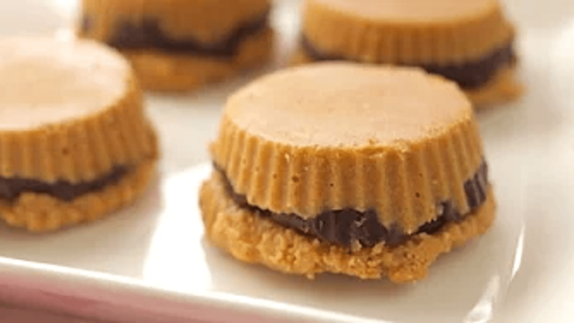 Peanut Butter Cups | No Baking Required | Simply Bakings thumbnail