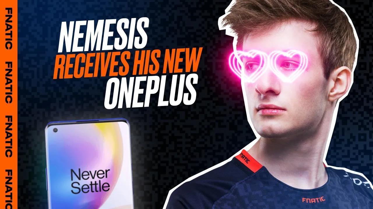 Nemesis receives his OnePlus 8 Pro | Fnatic Live Quiz ft. LS, Drakos & Laure thumbnail