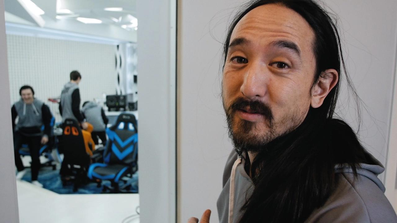 Frag Out at the Playhouse | Steve Aoki & Rogue CoD thumbnail