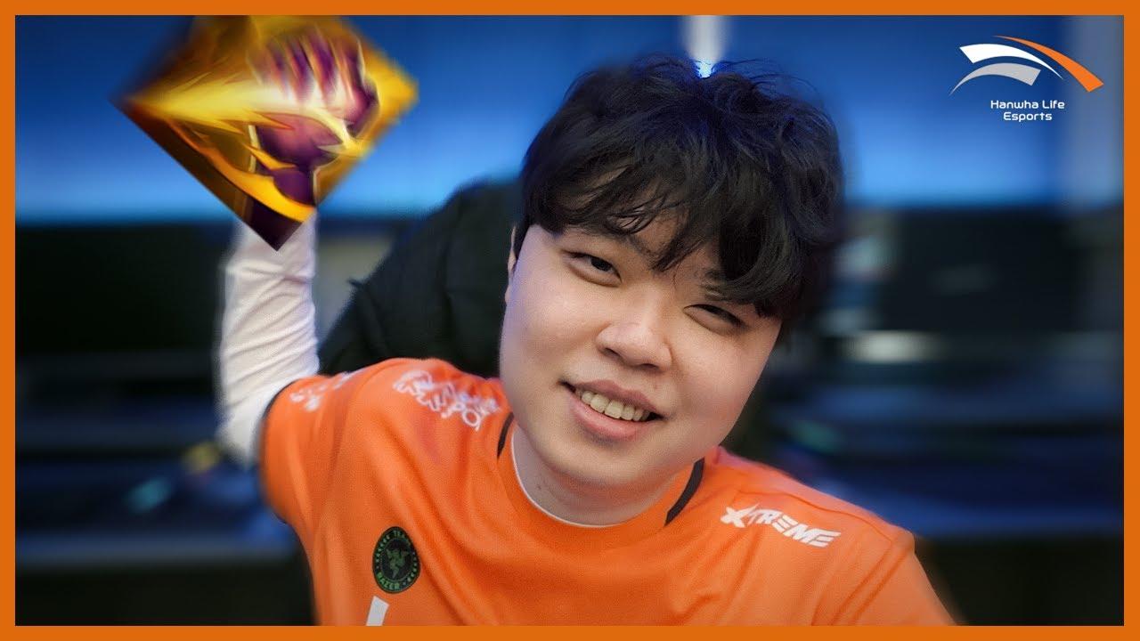 장로 내놔 | HLE 승리 비하인드 vs DRX thumbnail