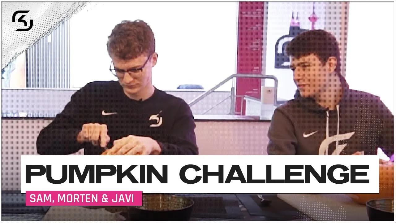 MORTEN VS SAM VS JAVI: PUMPKIN CARVING CHALLENGE! | HAPPY HALLOWEEN thumbnail