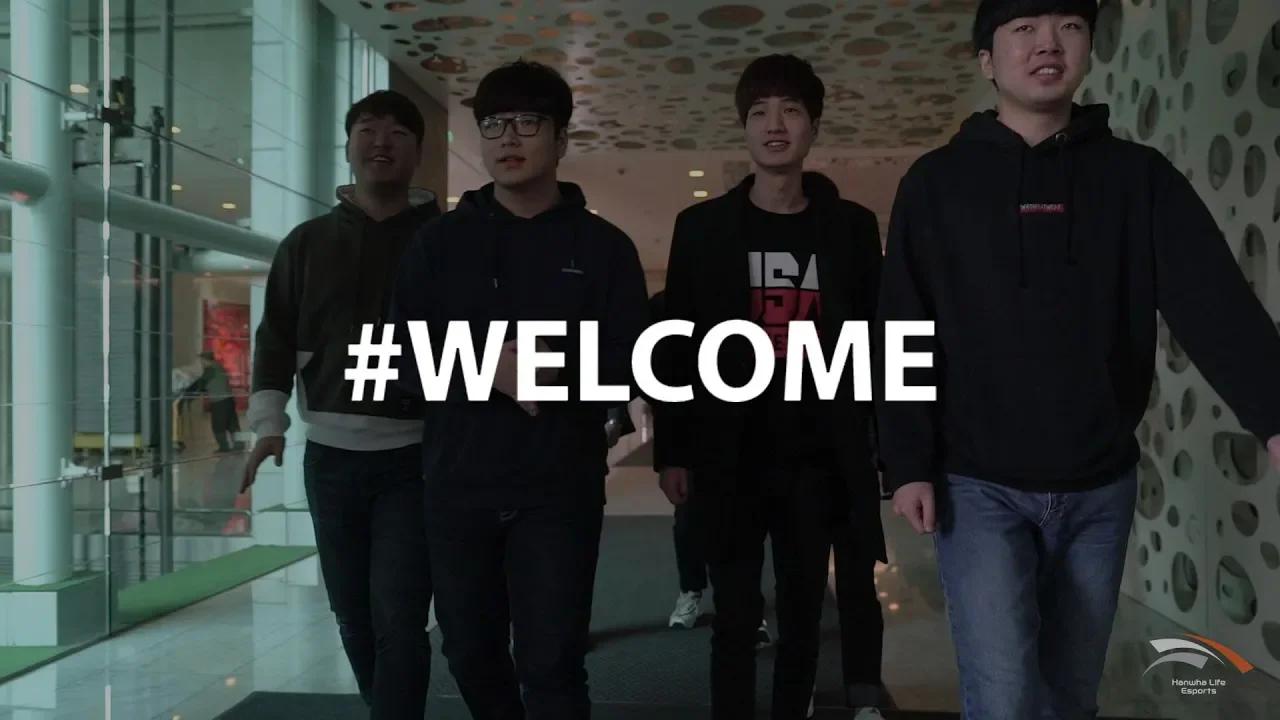 #WELCOME 63빌딩을 찾은 한화생명e스포츠 선수단 I HLE players who visited 63 square in Seoul thumbnail