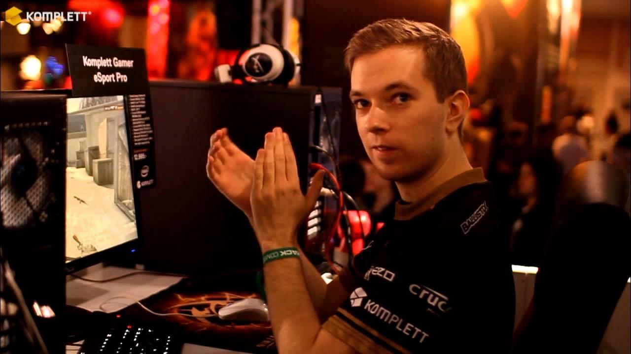 CS:GO - NiP and Komplett (DreamHack Winter 2014) thumbnail