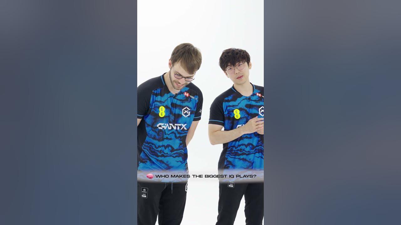 WHICH PRO MAKES THE BIGGEST IQ PLAYS?? #lolesports #leagueoflegends #leaguetiktok thumbnail