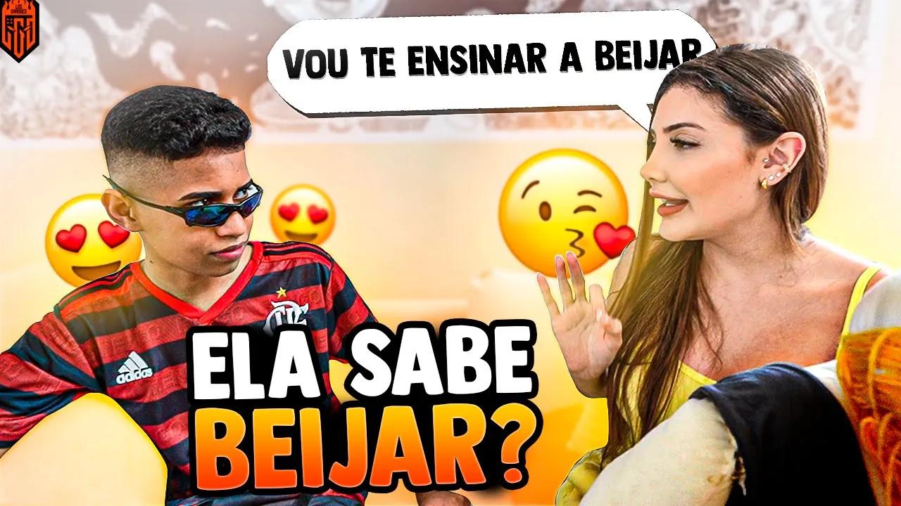 ALINE ENSINOU O TREM BALA A BEIJAR!! AULA DE BEIJO - LOS GRANDES thumbnail