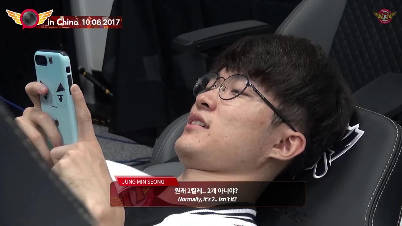 EP53. SKT in Worlds! Why is Faker barefoot?![T1 CAMERA] thumbnail