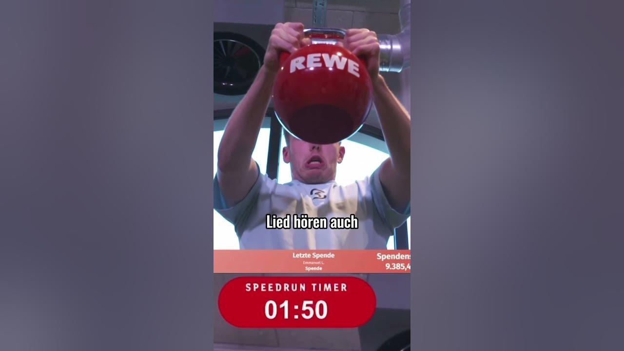 Die Kettlebell 2 Minuten hochhalten ist doch nix 👀 #shorts #gym #kettlebell #sports #workout thumbnail
